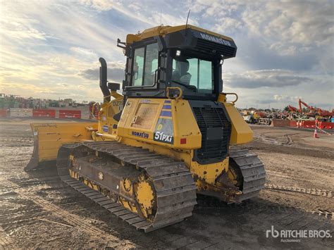 Komatsu